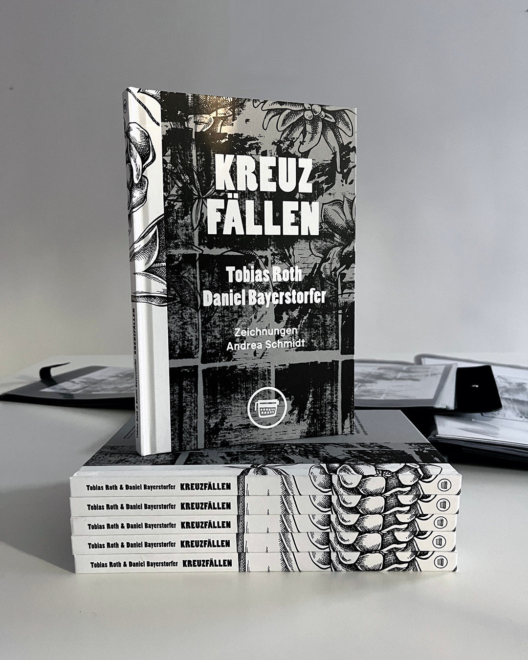 Tobias Roth, Daniel Bayerstorfer: Kreuzfällen
